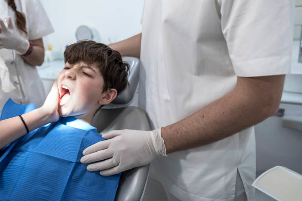 Best Emergency Dental Care for Broken or Chipped Teeth in Marlborough, MO